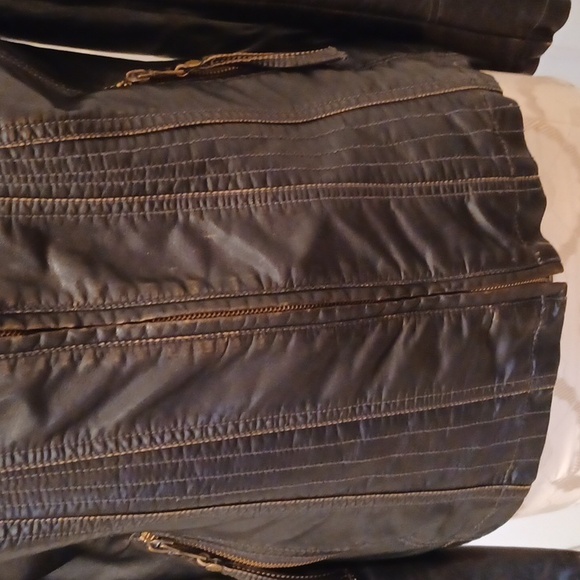 Moto-style  Black Zip-Front Vegan Leather Jacket - Picture 4 of 10